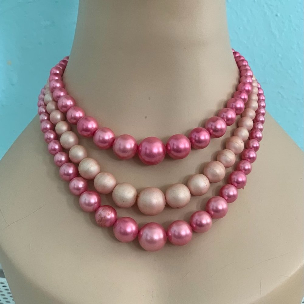 Pink Faux Pearl Vintage Necklace